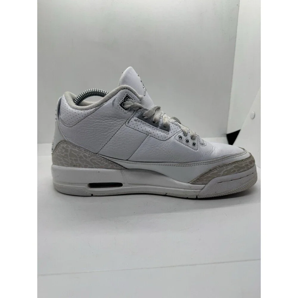 Nike Air Jordan 3 Retro 6.5Y White Athletic Shoes Sneakers 136064 111